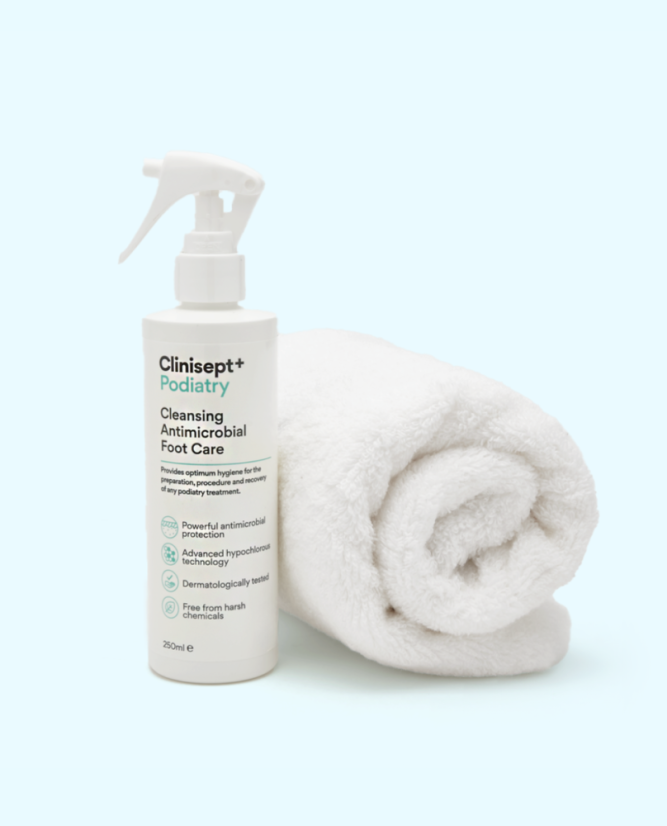 CLINISEPT+ PODIATRY FOOT CARE 1x100ml- Moćna antimikrobna njega stopala za podijatre, pedikuru, kućnu uporabu i osjetljivu kožu