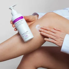 CEBELIA SOOTHING BODY MILK 1x290 ml – Umirujuće i hidratantno mlijeko za podlogu svake godine, 1 kom